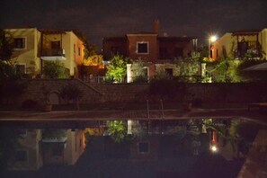 Outdoor pool - Our goal is to offer you the feeling of being in your own home! (Σύβοτα)