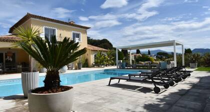 Luxurious family villa