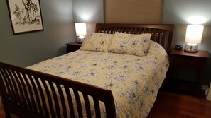 4 bedrooms, desk, iron/ironing board, free WiFi