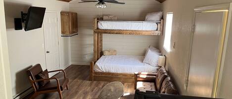 WiFi, bed sheets