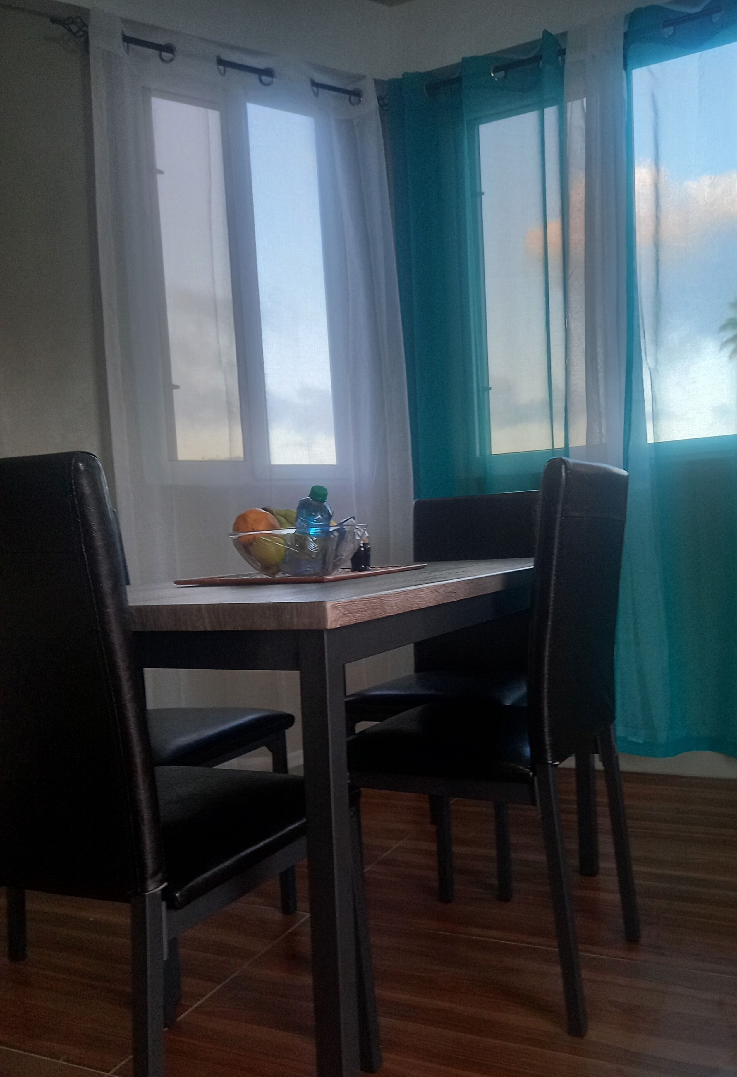 Economy Single Room | Makan dalam bilik