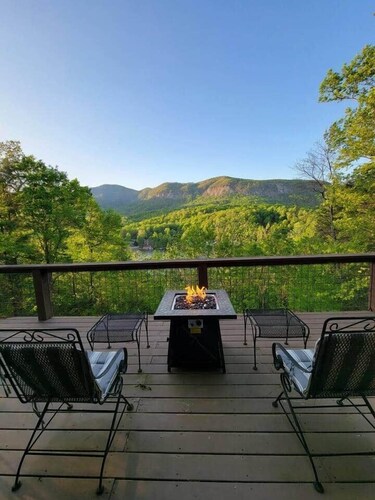 Unmatched Endless Views • Mountains & Lake • 3/2