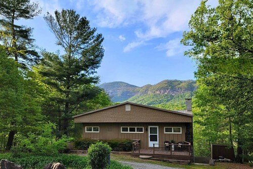 Unmatched Endless Views • Mountains & Lake • 3/2