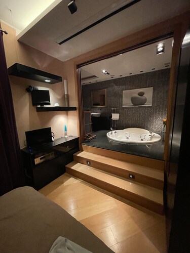 Penthouse with spectacular views and Jacuzzi