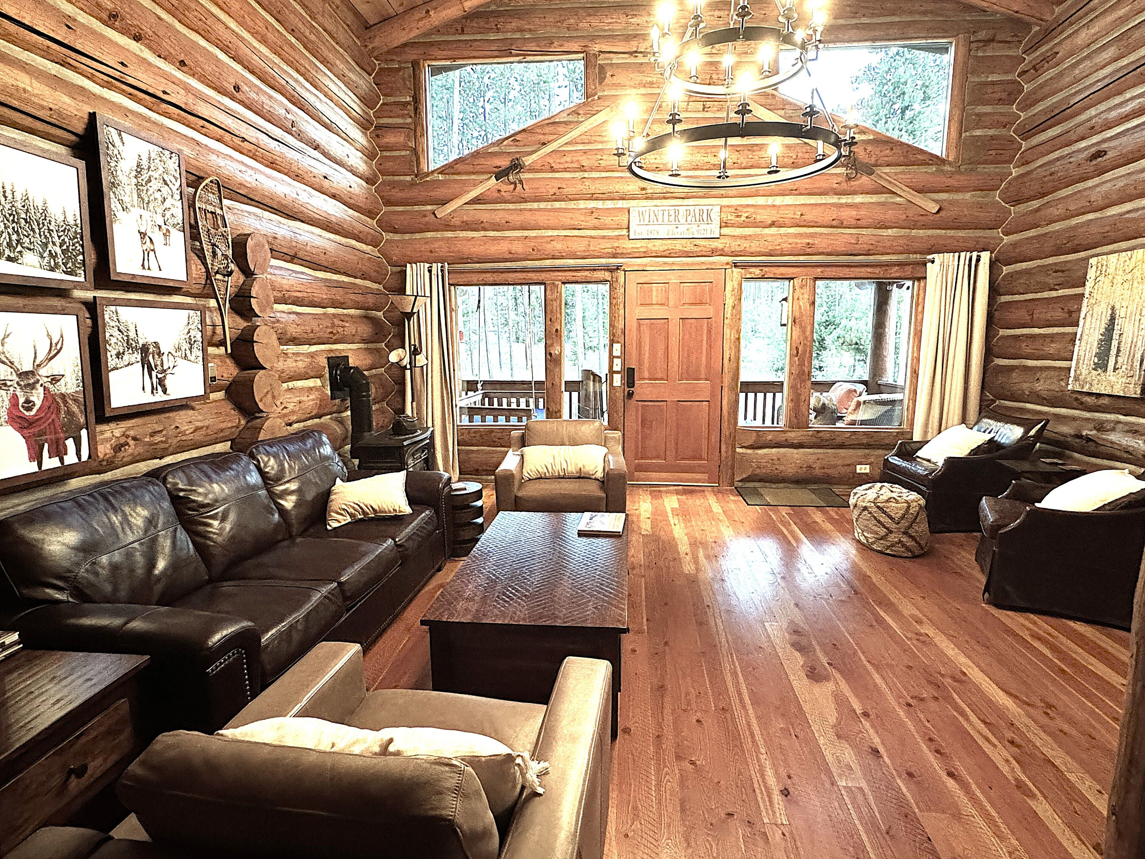 Smart TV, fireplace, table tennis