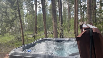 Bain à remous extérieur