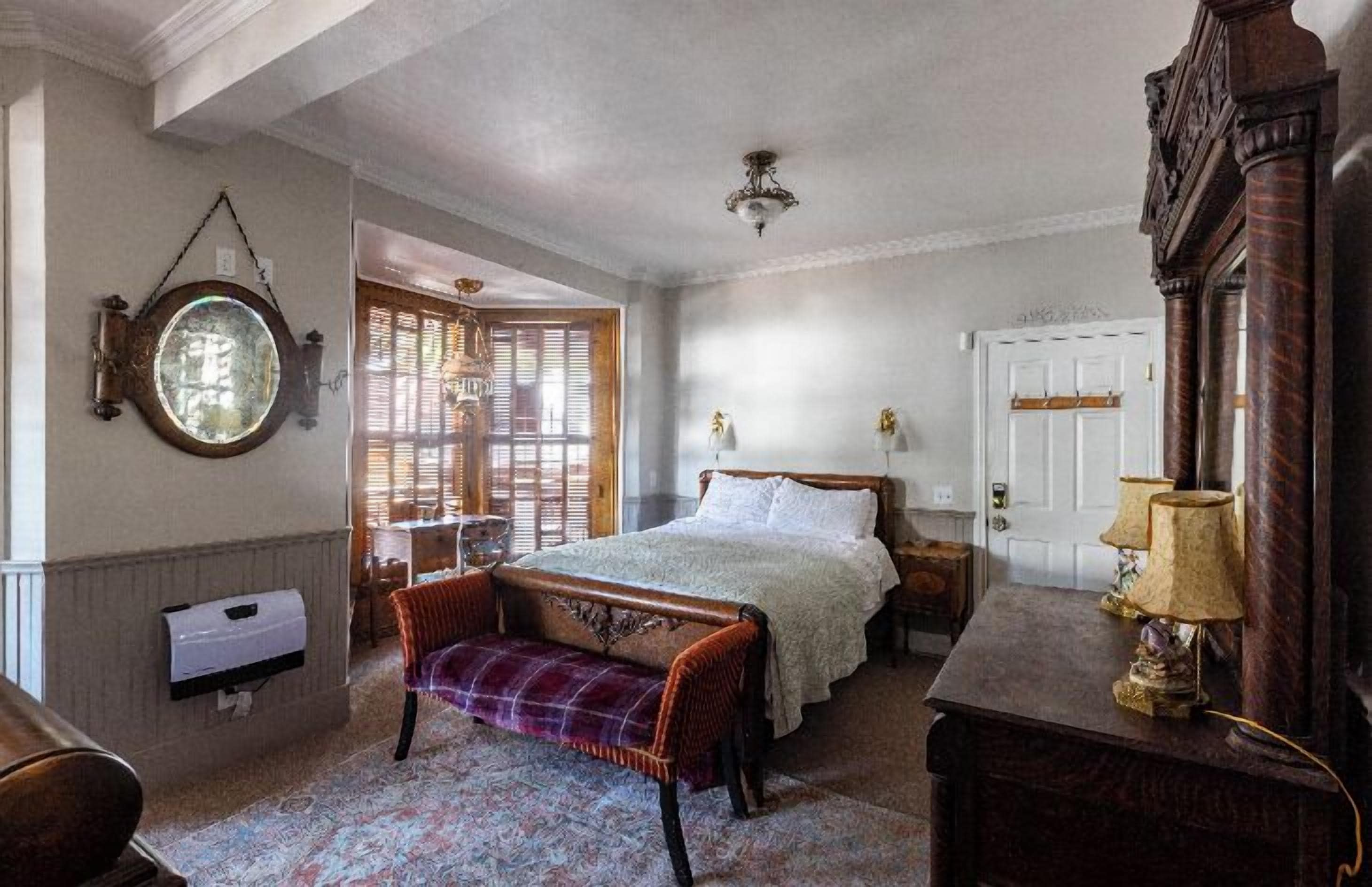 Habitación doble Deluxe | Ropa de cama de alta calidad y camas con pillow-top 