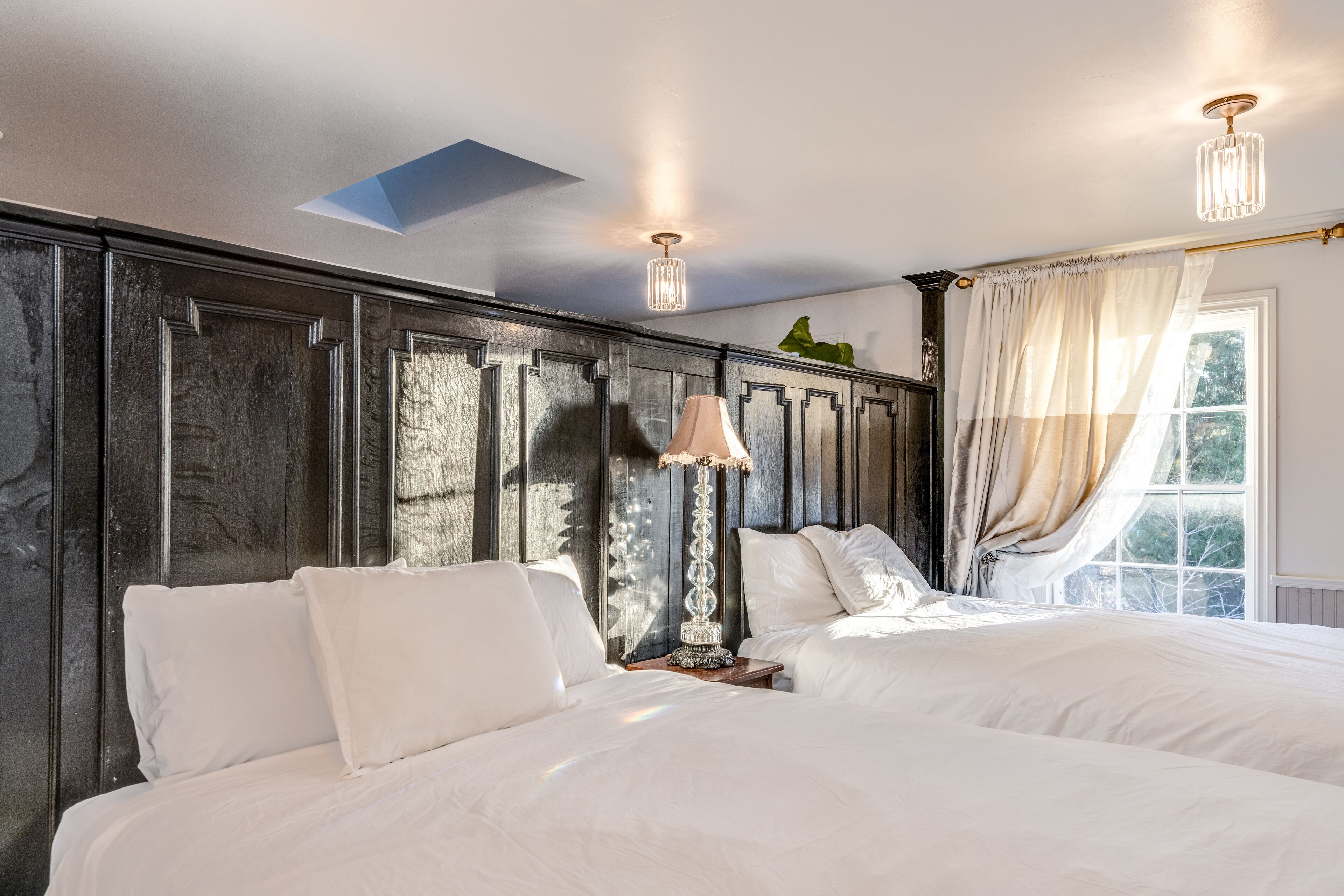 Gold Miner | Premium bedding, pillowtop beds, individually decorated