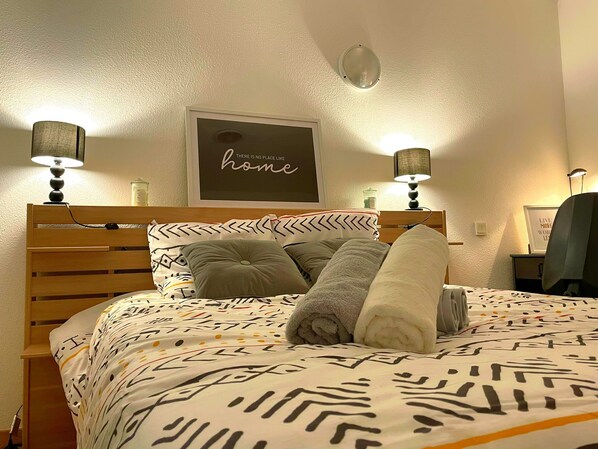 1 chambre, bureau, fer et planche à repasser, Wi-Fi gratuit