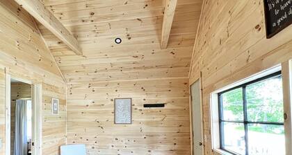 Cottage 2: Kineo View