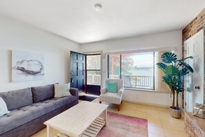 TV, fireplace - Two homes in one - panoramic sound views - two kitchens, fireplaces & jetted tub (Port Orchard)