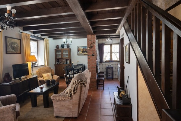 Kitchen or kitchenette,Living room,Floor plan,Dining area