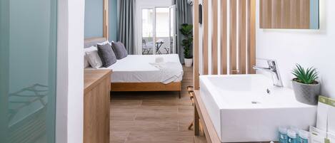 Suite estudio Deluxe | Ropa de cama de alta calidad y camas con efecto memoria