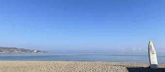 Ermis Luxury Suites & Apartments