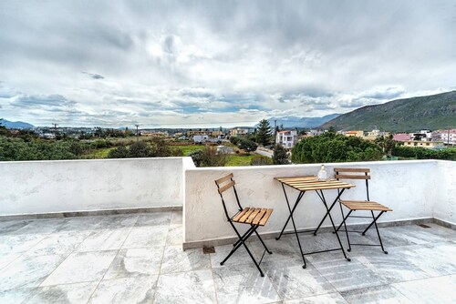 Ermis Luxury Suites & Apartments