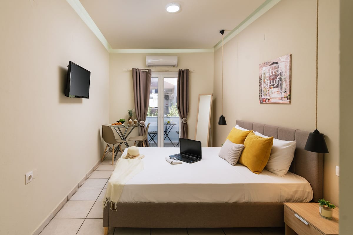Junior Studio Suite