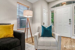 Smart TV, fireplace, offices