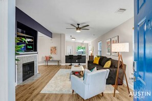 Smart TV, fireplace, offices
