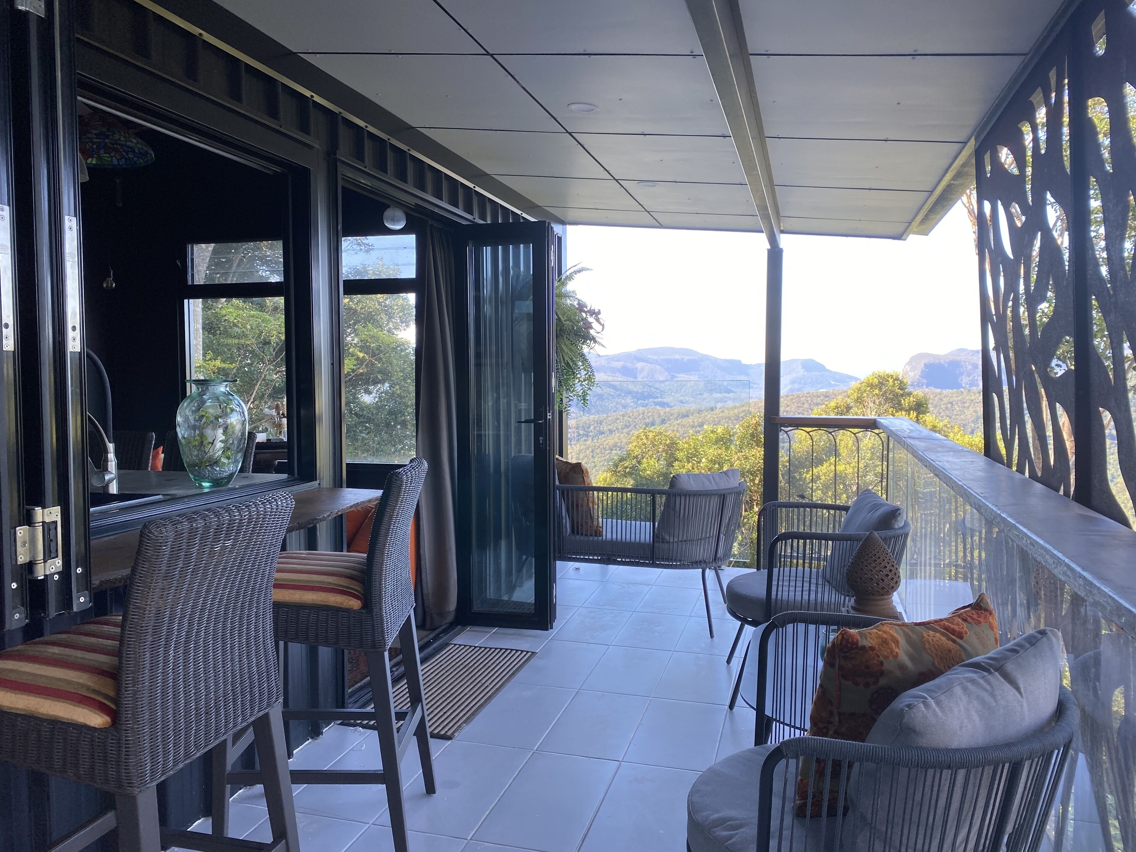 Elevated Getaway: Your Own Treehouse Hideaway — image 7