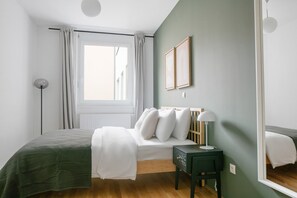 2 chambres, fer et planche à repasser, Wi-Fi, draps fournis