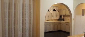 #3/3 Bedroom Shared Apartment
