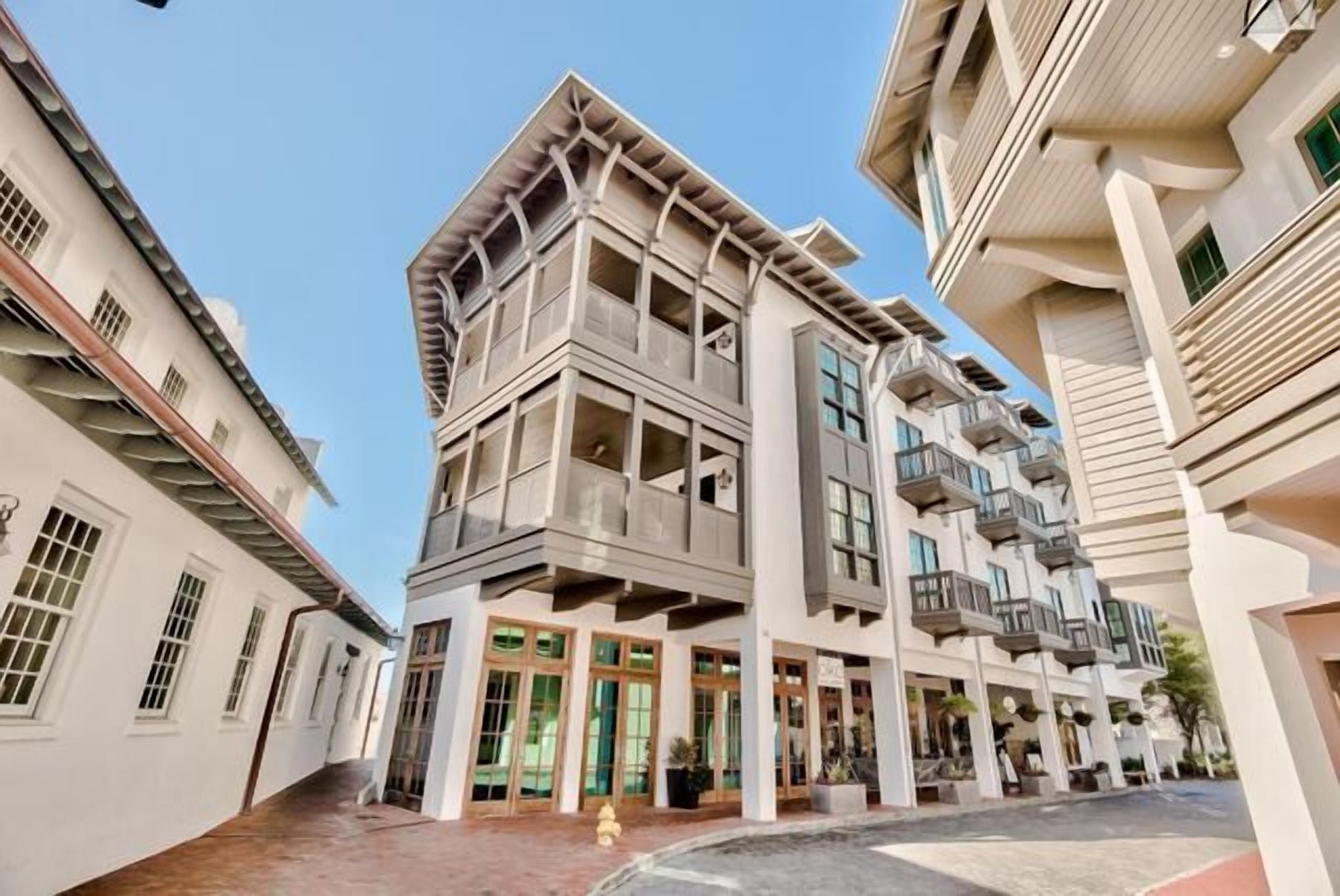 ROSEMARY BEACH 30A SOUTH! FABULOUS CONDO OVERLOOKING VILLAGE! PEEK OF THE GULF!