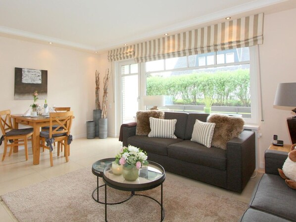 Fernseher, DVD-Player