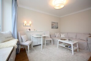 Uklassifisert bilde, 5 av 16, knapp