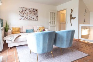 Télévision, chaîne hi-fi