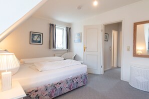 3 Schlafzimmer, Bügeleisen/Bügelbrett, WLAN