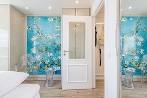 1 habitación y caja de seguridad en la habitación 