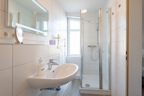 Unclassified image, 2 of 12, button - Sölring Hüs App. 4 - 2-room vacation apartment close to the beach with approx. 38m² living space, (Wenningstedt-Braderup (Sylt))