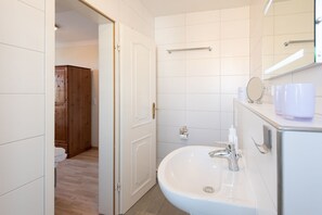 Unclassified image, 3 of 12, button - Sölring Hüs App. 4 - 2-room vacation apartment close to the beach with approx. 38m² living space, (Wenningstedt-Braderup (Sylt))