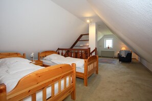 2 Schlafzimmer, Bügeleisen/Bügelbrett, WLAN