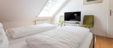 2 Schlafzimmer, Bügeleisen/Bügelbrett, WLAN