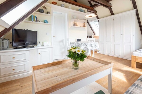 Interior - Sylt feel-good nest, App. 2 - Cozy 1-room apartment with approx. 25 m², (Wenningstedt-Braderup (Sylt))