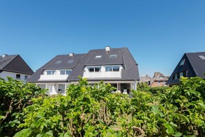 Exterior - C-haus Carola. App 13 - Helle und Moderne 3-zimmer Ferienwohnung mit ca. 65 m² in Zentraler Lage, (Wenningstedt-Braderup (Sylt))