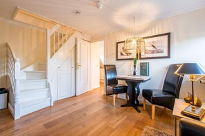 Imagen sin descripción, 3 de 16, botón