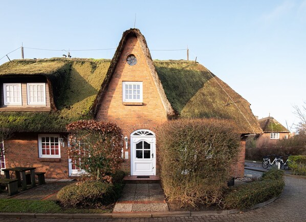 Imagen sin descripción, 1 de 16, botón