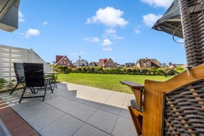 Outdoor dining - Domizil Strandpartie - Strandnahe 2-zimmer Ferienwohnung mit ca. 60 m², für bis zu 3 Personen (Wenningstedt-Braderup (Sylt))