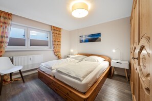 2 bedrooms, iron/ironing board, WiFi - Domizil Strandpartie - Strandnahe 2-zimmer Ferienwohnung mit ca. 60 m², für bis zu 3 Personen (Wenningstedt-Braderup (Sylt))