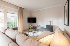 Imagen sin descripción, 4 de 36, botón