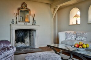 Unclassified image, 2 of 31, button - Haus Wattenblick - Reetgedecktes Einzelhaus auf ca. 280 m² Wohnfläche für bis zu 6 Personen mit (Wenningstedt-Braderup (Sylt))