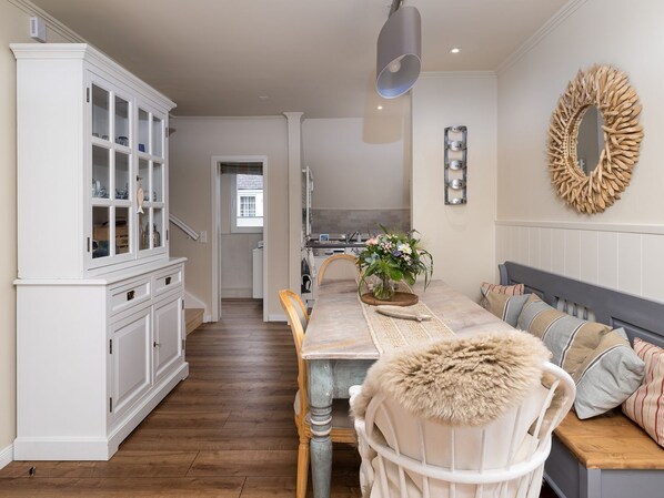 Dining - Sylt Leif - Modern 2-room apartment on 2 levels on approx. 56 m² for up to 3 persons. (Wenningstedt-Braderup (Sylt))