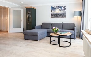 Fernseher, Stereoanlage