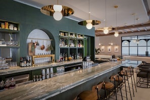 2 bar/lounge, bar panoramico