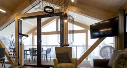 Superior # 04 Sauna&Sprudelwanne innen by Interhome
