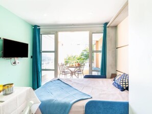 1 bedroom, Internet