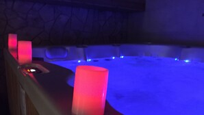 Indoor spa tub - Vulkán Wellness Panzió (Pecs)