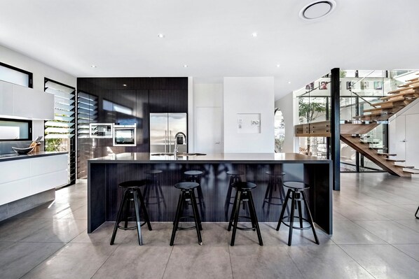 Interior - Luxury Villas Bluewater Oasis (Heated Pool) (Gold Coast)